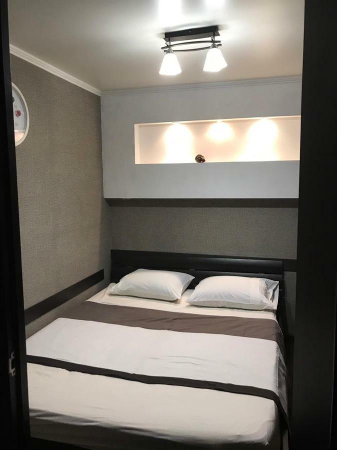 Apartments Gagarina 72 Krivoy Rog Bagian luar foto